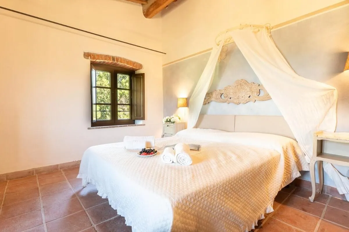 Villa La Lespa Wpool Biliardo And Lake View Casa Sant'Andrea 0*,  Italy