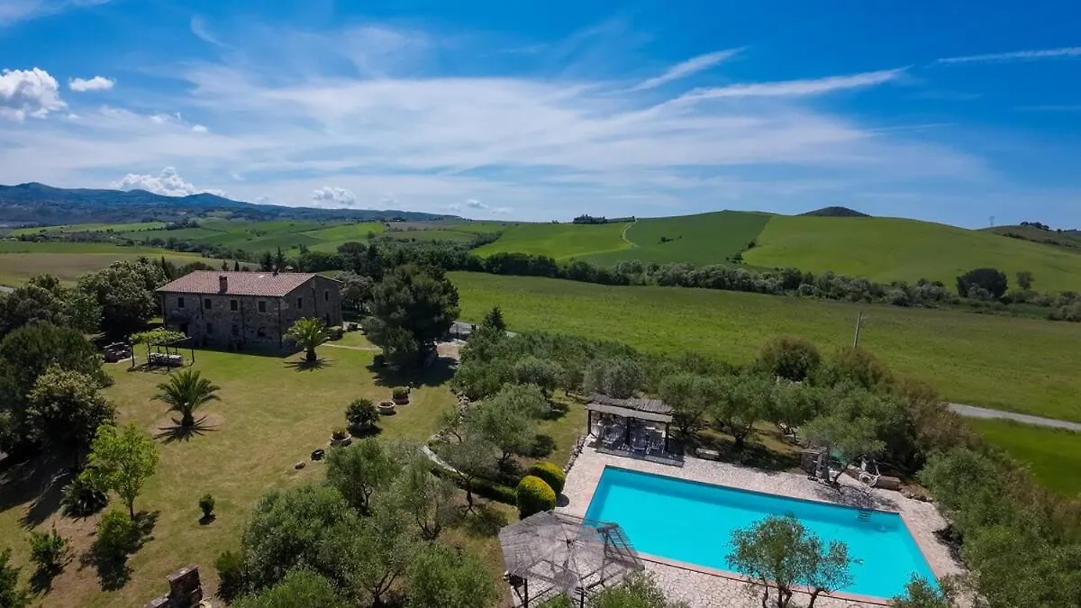 Villa La Lespa Wpool Biliardo And Lake View Casa Sant'Andrea 0*,  Italy